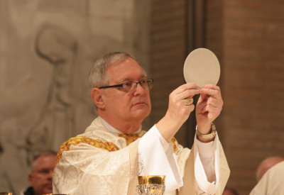 Bishop Thomas Tobin (Providence, '76) celebrates the Eucharist for the College community before Thanksgiving dinner.